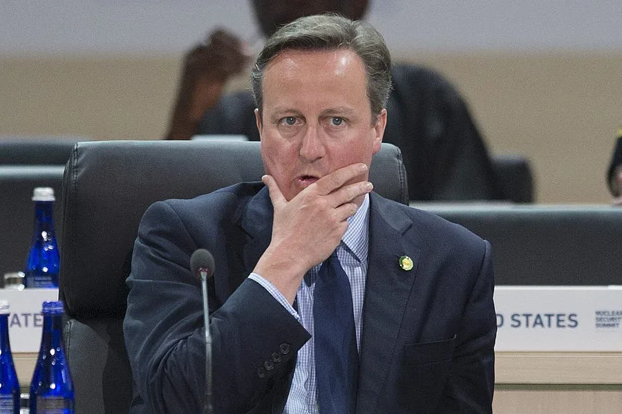 Камерън призна за акции в офшорка (ОБЗОР)