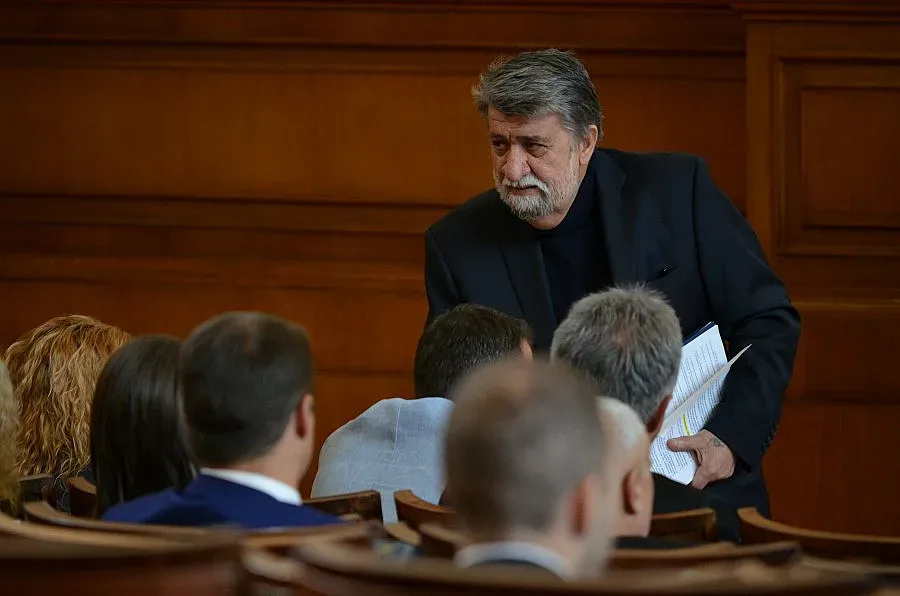 Експертиза за Талев на македонски