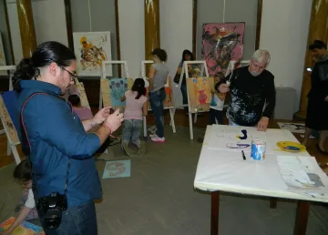 Албино Пити представя модерна живопис в Перник