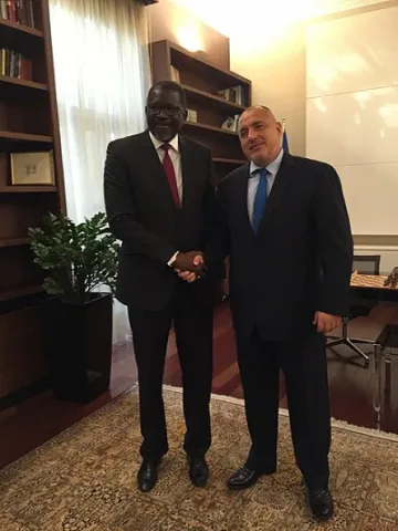 Премиерът: Сътрудничество с БЧК постига успешни инициативи