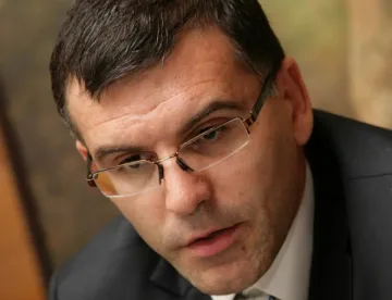 Силна икономика в регионите ще върне младите