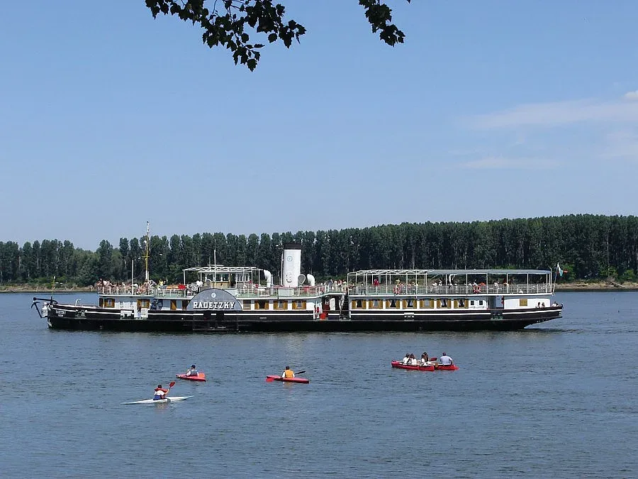 Козлодуй с мисия "Радецки"