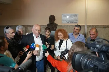 Ферми отиват на поправителен
