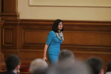 Кунева: Няма абониран зам.-министър за оперативна програма