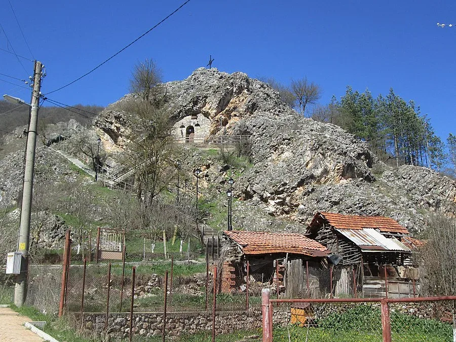 В Трън се шпацират, а не се разхождат
