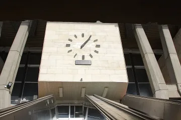 Откриват за Великден Централна гара София