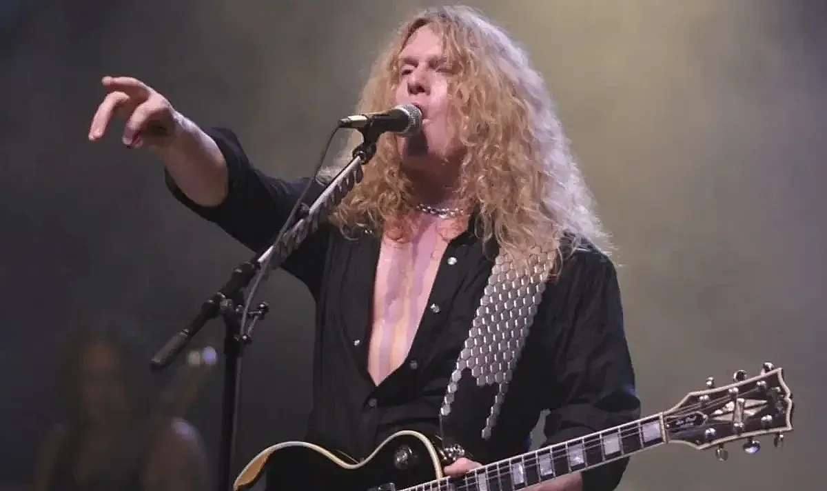 Отиде си легендарен китарист, белязал завинаги рока