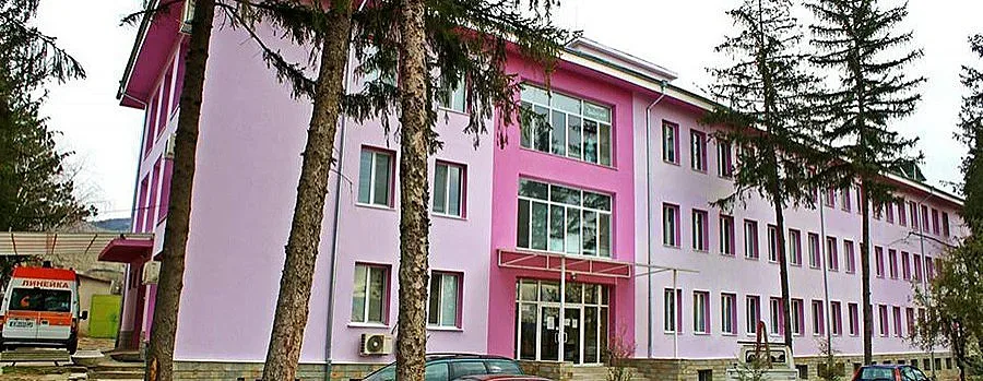Болницата в Момчилград с почти 0,5 млн. лв. дълг