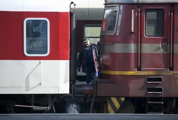 Комисия умува за опасен жп прелез