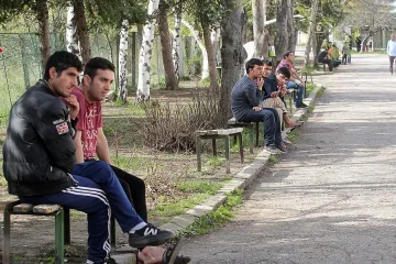 Само 40 бежанци работят у нас