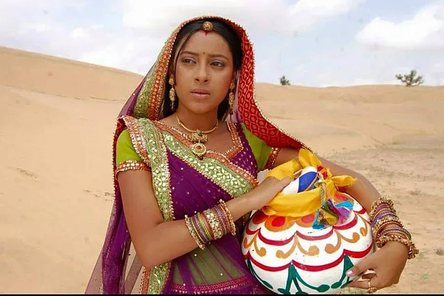 Главната героиня от „Малката Булка” се обеси