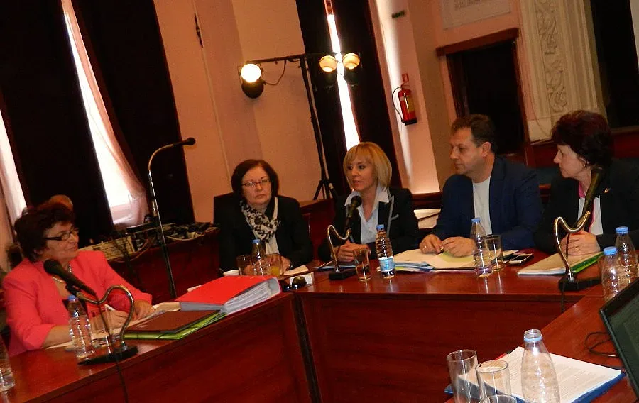 Мая Манолова кани кметовете във „Великден за всеки”