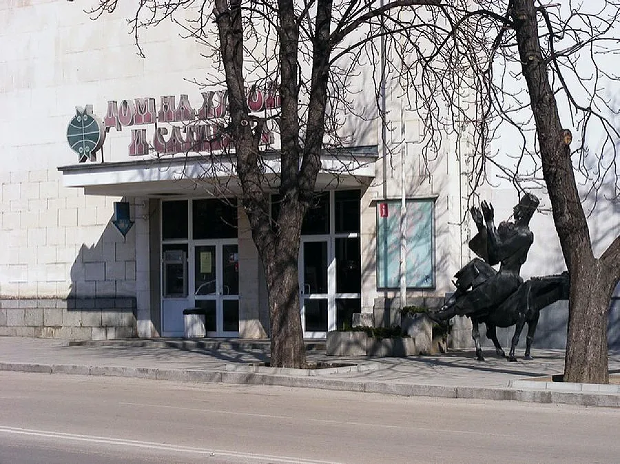 Вход свободен в Дома на хумора