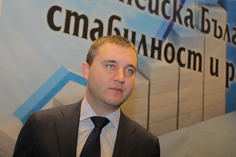 Бюджетът с излишък от 1,856 млрд. лв.