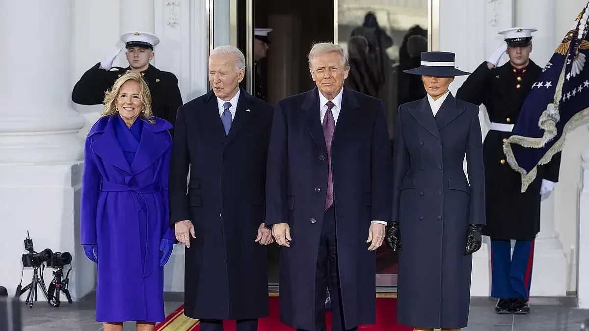 Тръмп и Байдън рамо до рамо в Белия дом