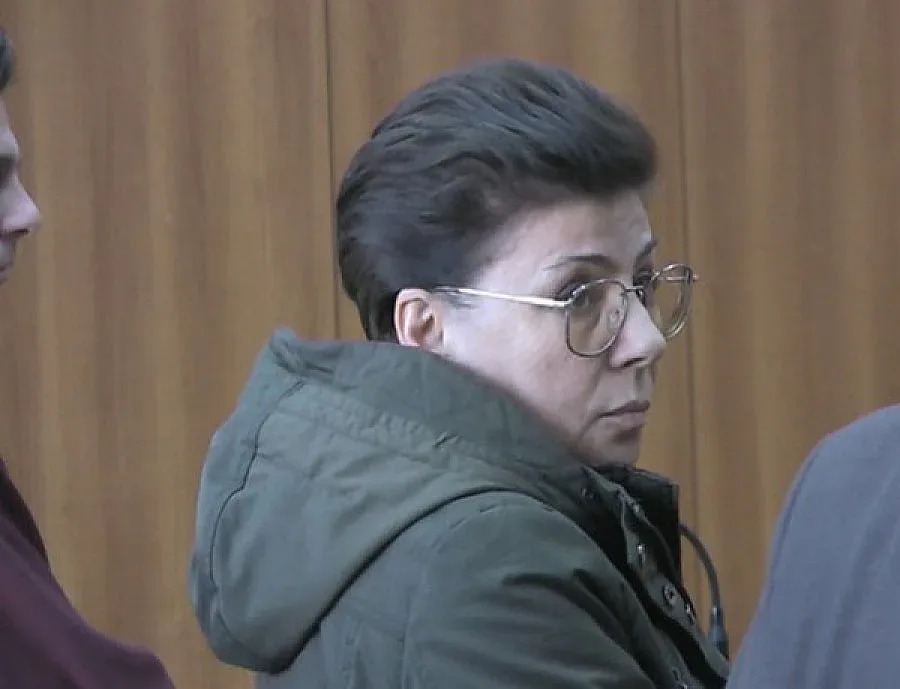 Пуснаха под гаранция Иванка, поръчала родата си