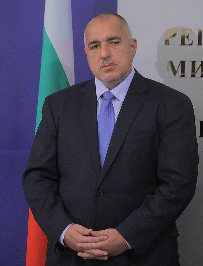 Пращаме офицери в Европол