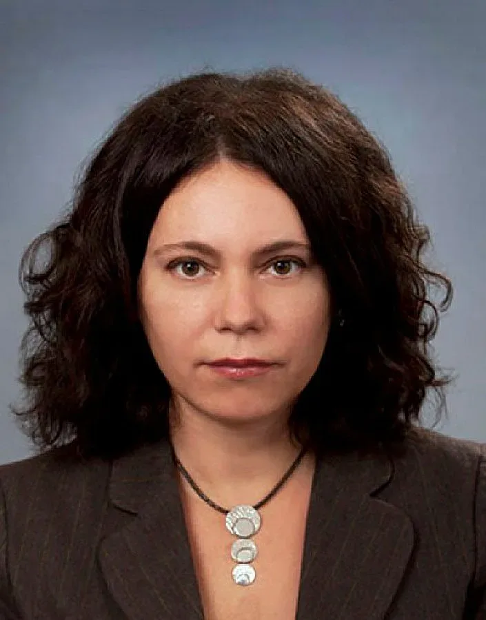 Президентът назначава Елица Николова за член на УС на БНБ