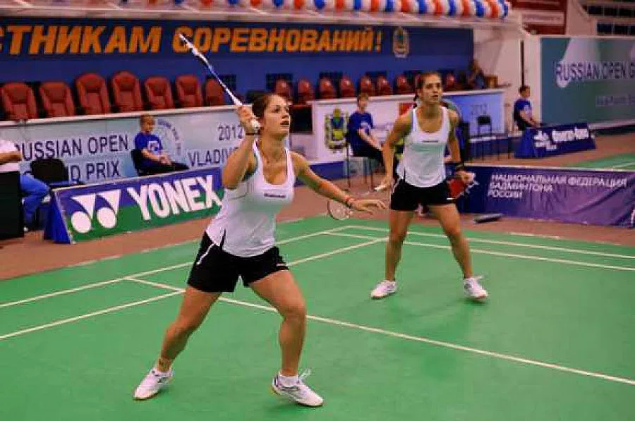 Сестри Стоеви с първа победа в Ню Делхи