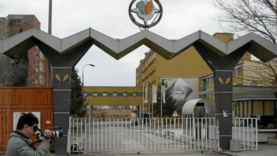 Над 200 служители от цигарената фабрика приеха обезщетенията