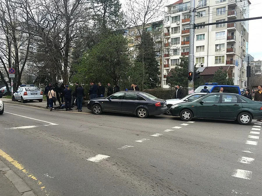 Изнудван студент издал ченгета наркодилъри