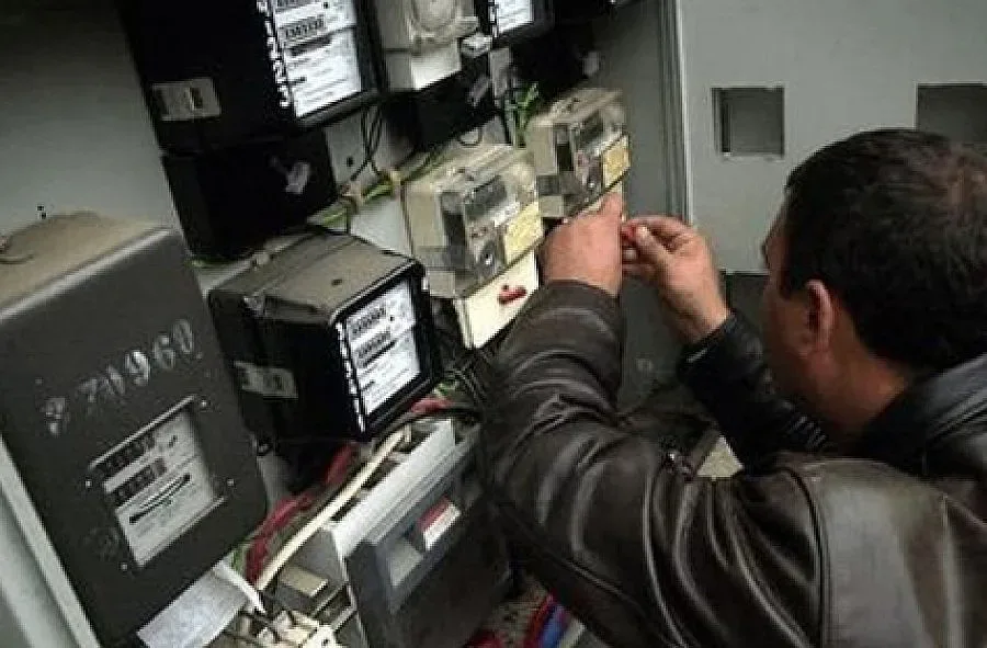 Сменяме доставчика на ток по интернет