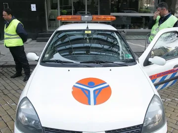 Закопчаха шефа на ДАИ за корупция