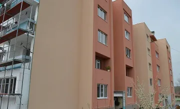 Финал за санирането на първия блок в Ивайловград