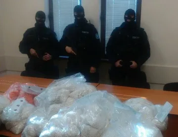 Спипаха кмет с 24 кг. метамфетамини за Турция