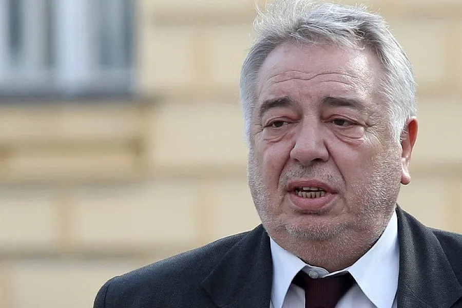 Упреци към бизнеса за претенции към вузовете