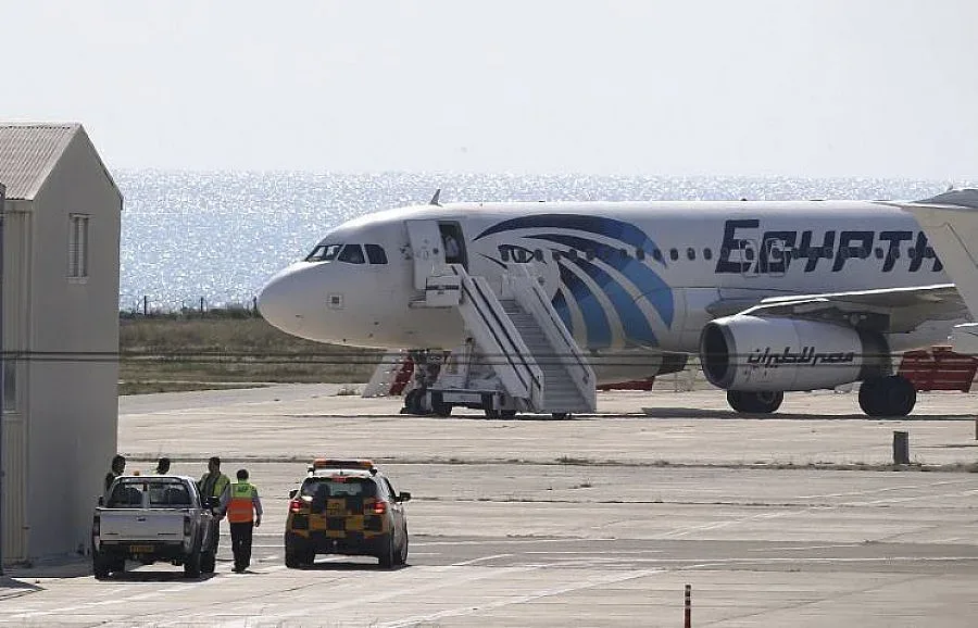 Арестуваха похитителя на EgyptAir