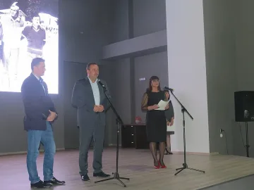 Трофеи и фотоси трогнаха банскалии