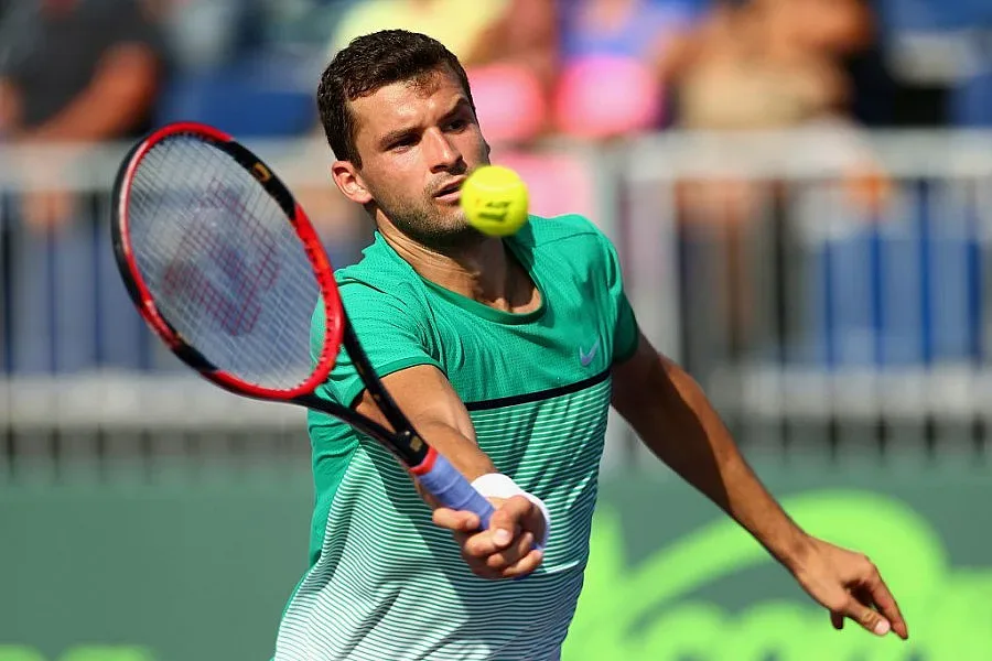 Непримирим Гришо смачка Мъри