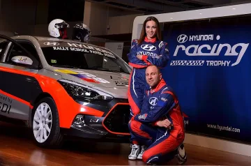 Александра Раева става навигатор в Hyundai Racing Trophy