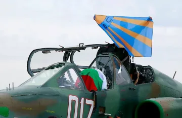 Наш пилот лети на US гигант