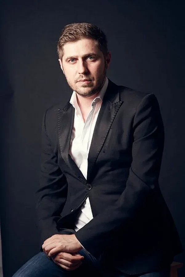 Българин твори интериора на хитови клубове в Европа