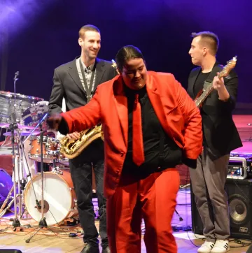 Джаз и суинг вдигнаха на крака Благоевград