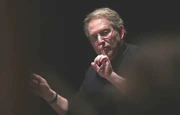  Шломо Минц свири и дирижира в "България"