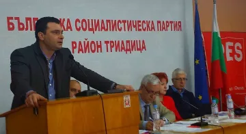 Паргов с 8 от 8 номинации за лидер