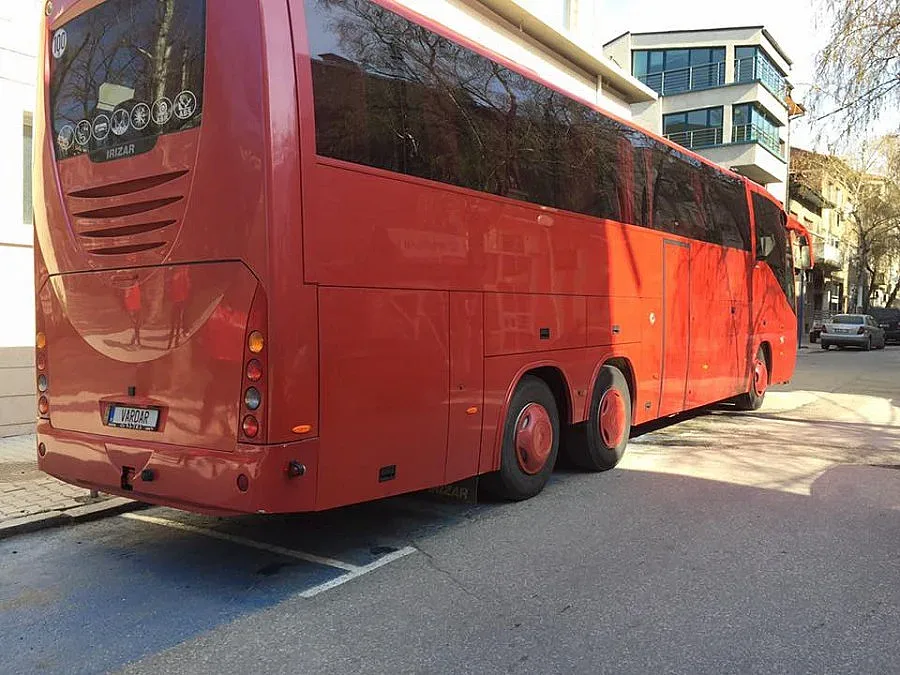 Рейсът на „Вардар” паркира на място за инвалиди