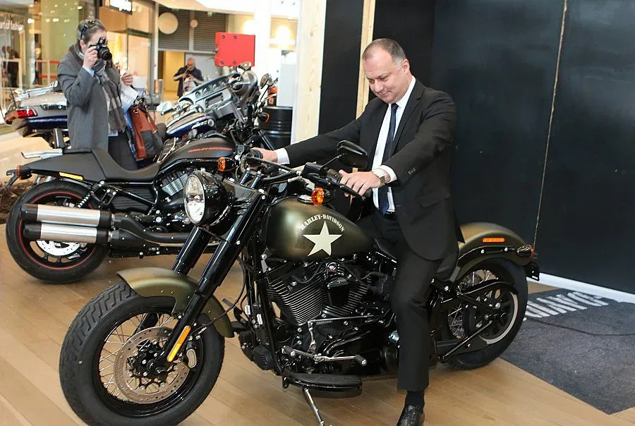 160 мотора показват в София