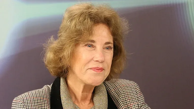 Елена Поптодорова сипе похвали за Тръмп. А какво казваше преди?