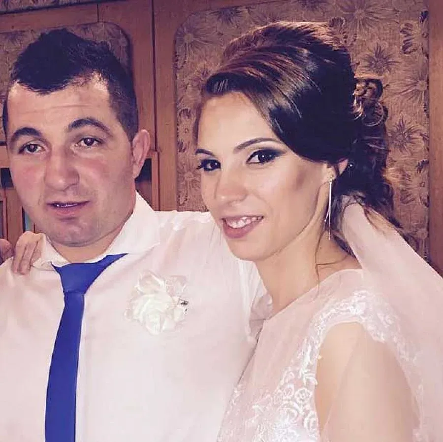 Младоженец обърна "Осогово"