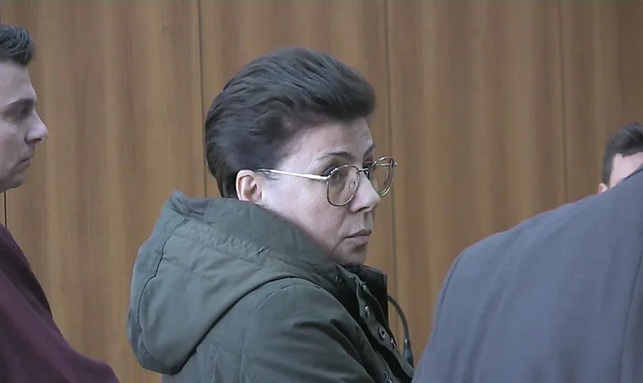 Постоянен арест за бабата, поръчала родата си