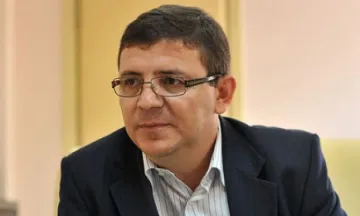 10 от 17 конференции искат Доган за лидер