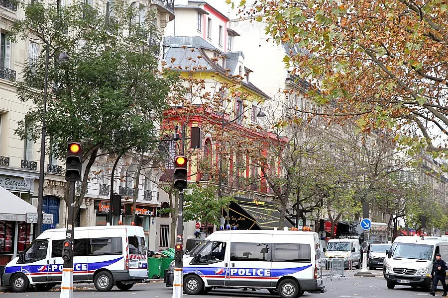 Стрелба и взрив при мащабна акция в Брюксел