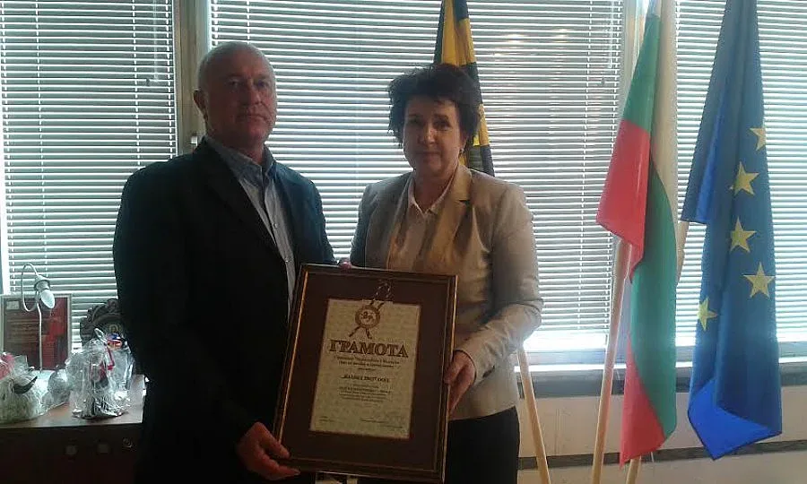 Био фирма прави уроци сред природата