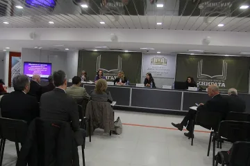 Икономически Фейсбук ще помага на бизнеса