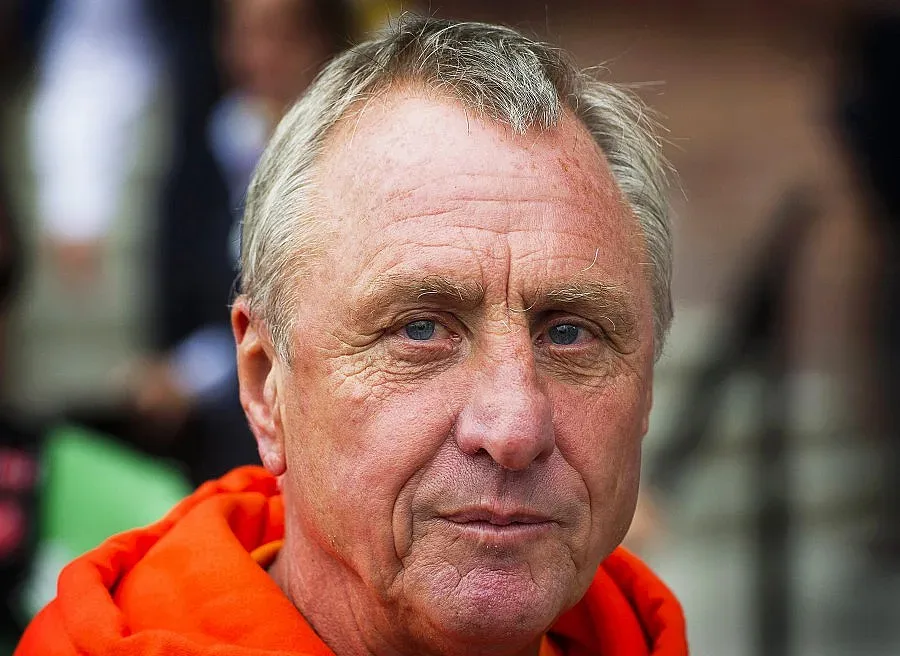 Черен ден за футбола, почина Кройф (ОБЗОР)