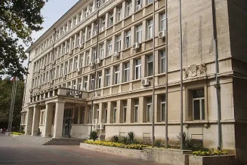 Прокурори протестират срещу неправомерна такса
